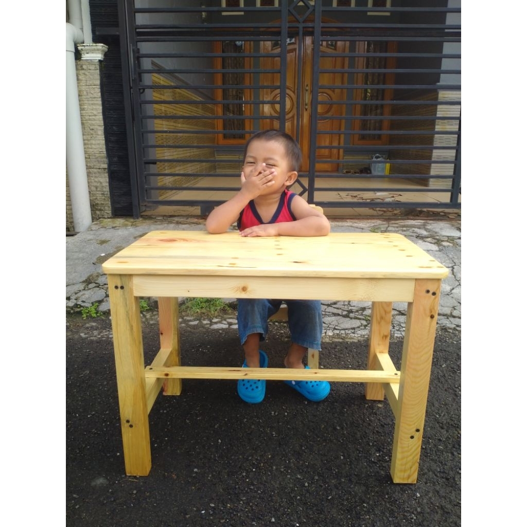 Set Meja Belajar Anak PAUD meja dan kursi belajar anak