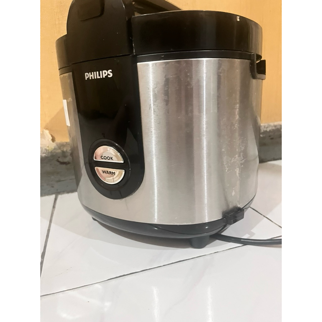 PRELOVED RICE COOKER/MAGIC COM PHILIPS HD3138 SILVER RICE COOKER