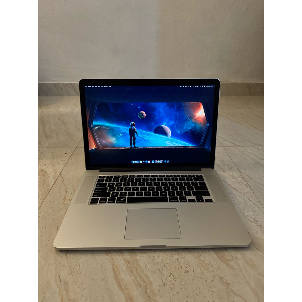 MACBOOK PRO 2015 15” SSD 1TB RAM 16GB