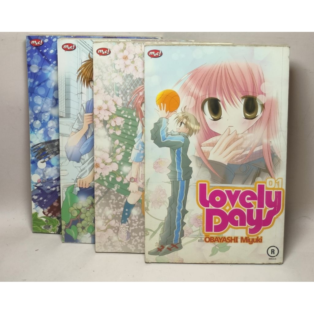 Komik Lovely Day Set 1-4