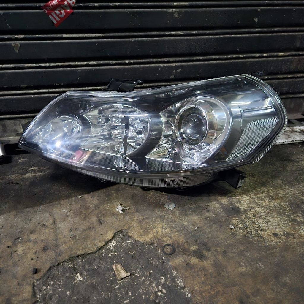 headlamp suzuki Sx4 Xover HID