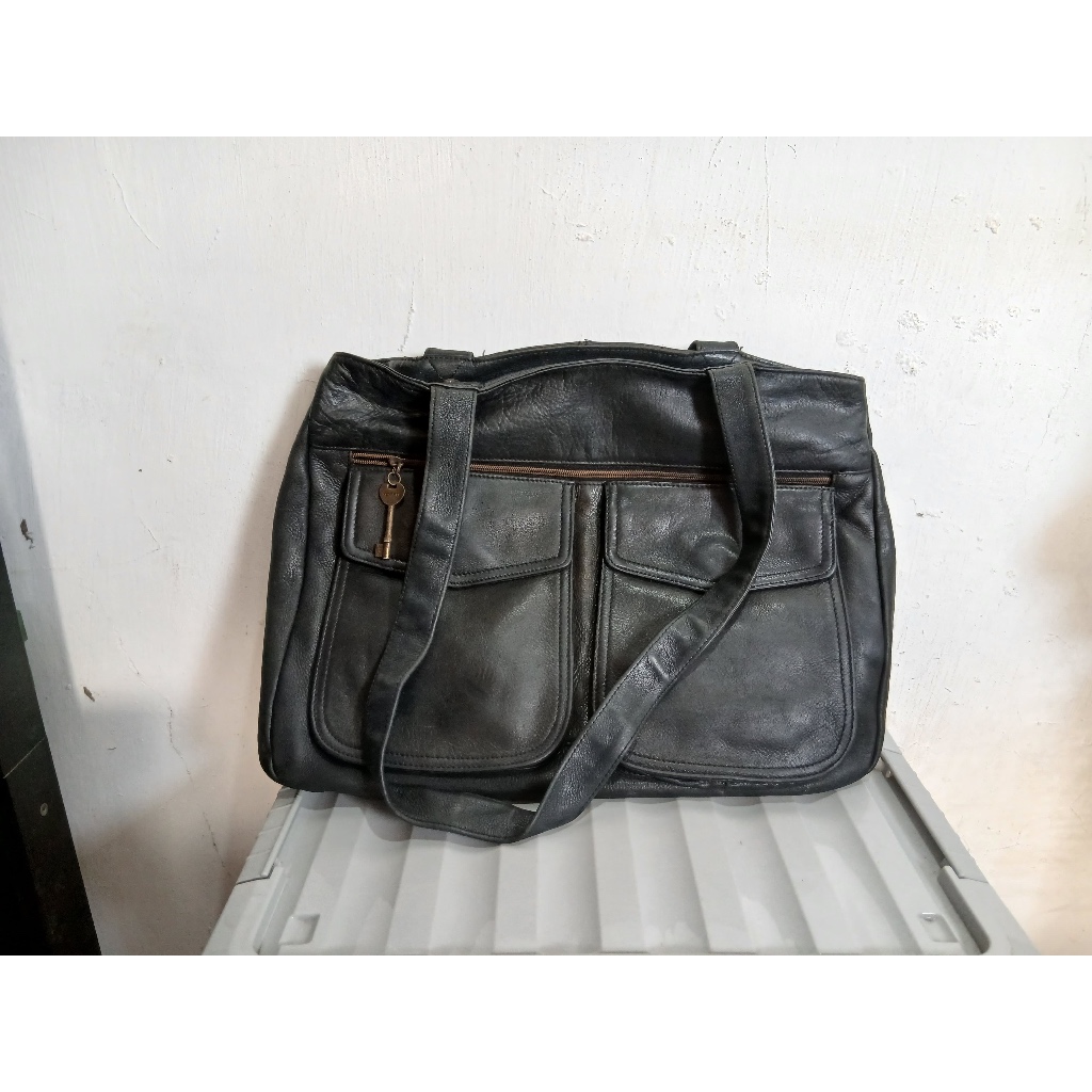 tas tote bag wanita pria brand Fossil vintage full kulit leather tebal hitam black preloved