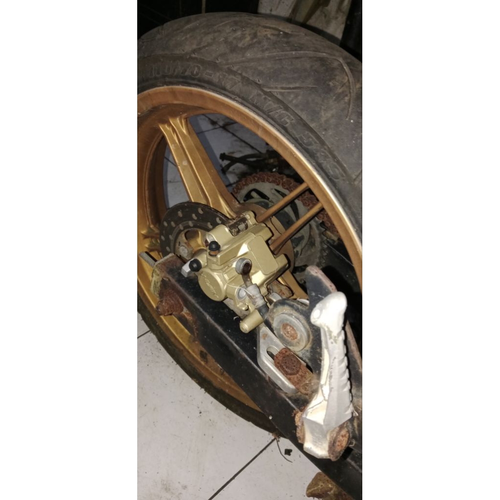 velg belakang vixion new original set ban piringan