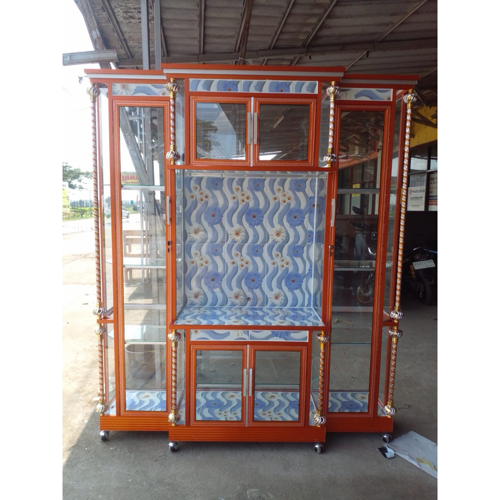 Bupet Tv / Lemari Pajang / Backdrop Tv ALUMUNIUM FREE ONGKIR SERANG CILEGON BANTEN