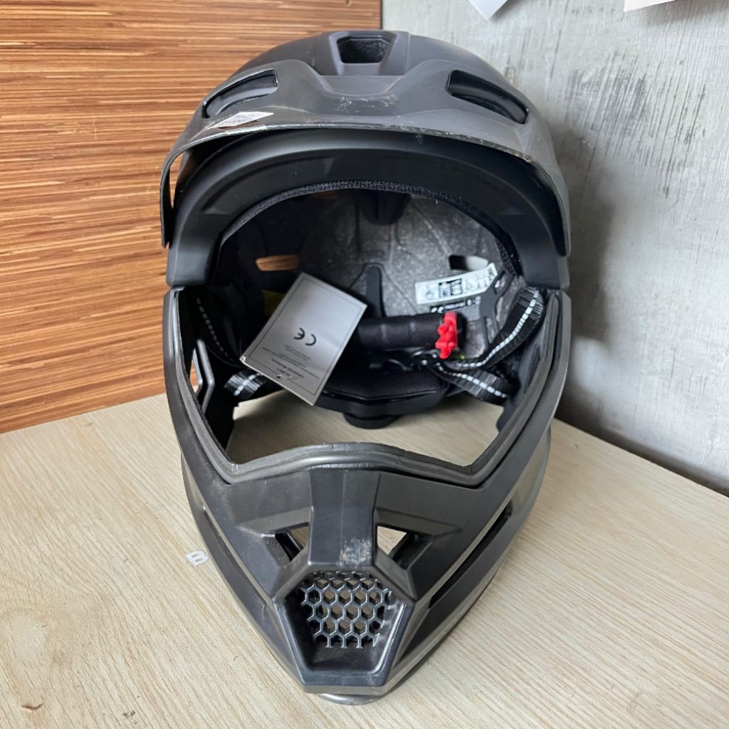 Helm Anak Pushbike Fullface Size S Hitam Model XC