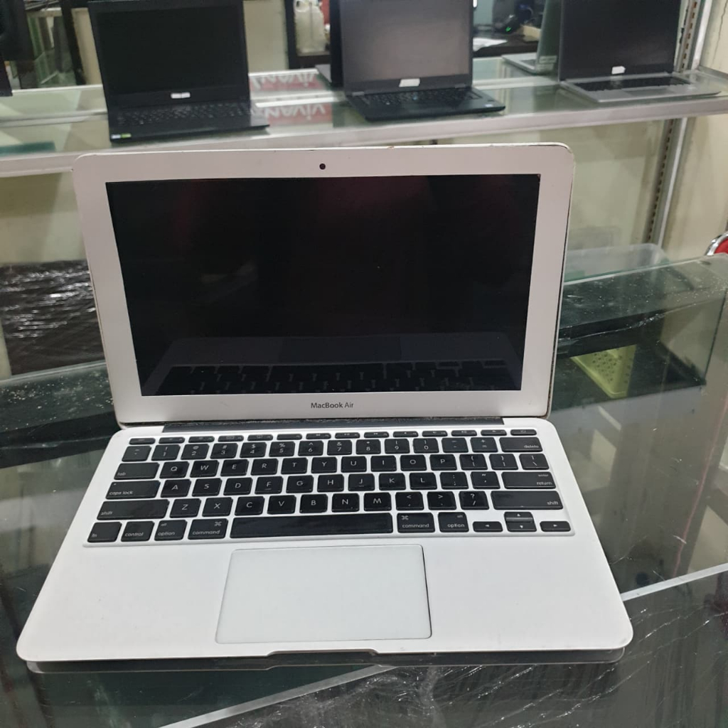 Macbook Air 2010 Matot