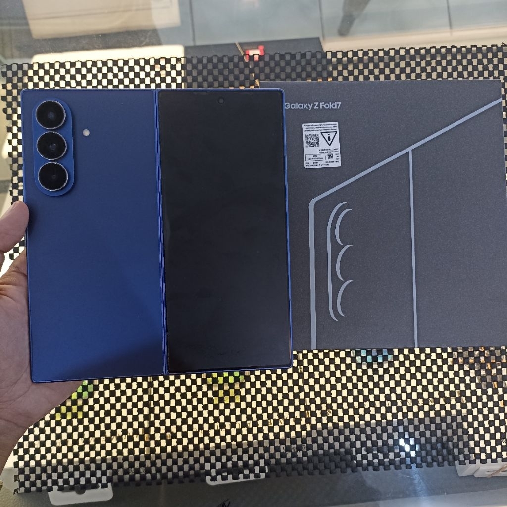 Samsung Z Fold 7 16/1TB Like New (4960 Blue Shadow) - 16-1TB