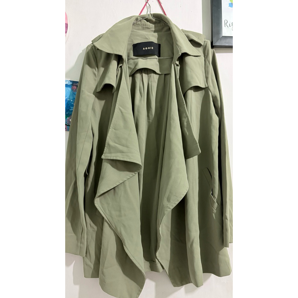 Outer Wanita Olive Green Elegan