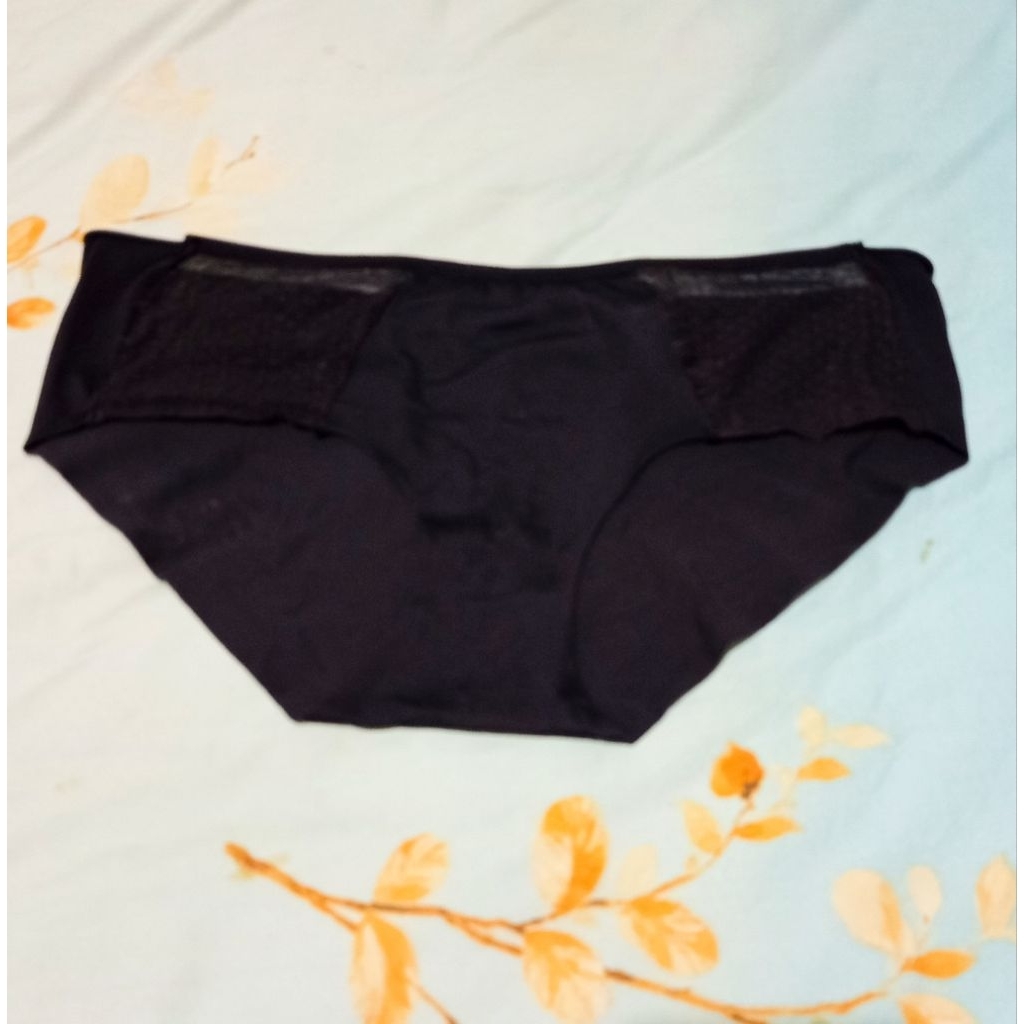 Celana Dalam Cewek Preloved