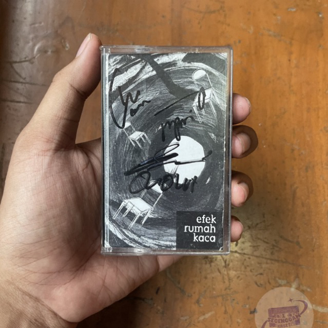 Kaset Pita Efek Rumah Kaca ERK Self Titled S/T