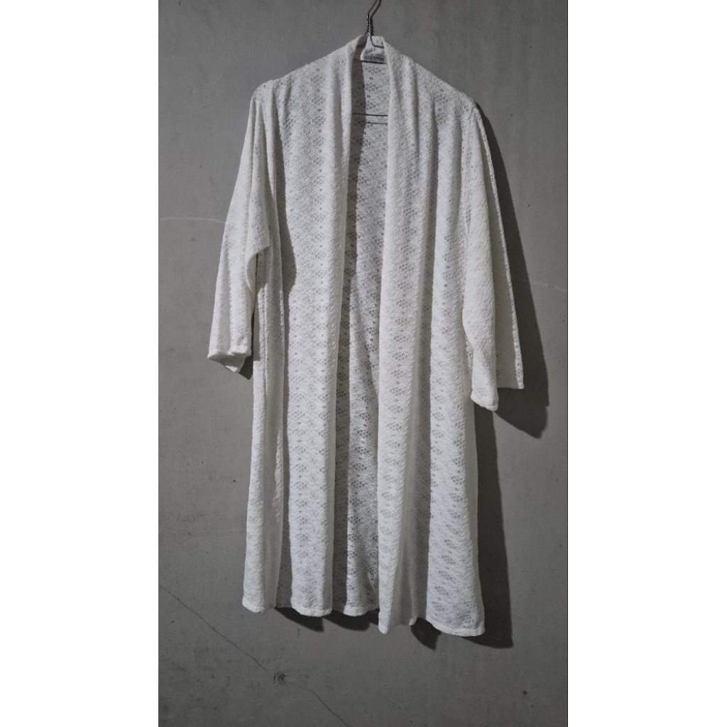Preloved Lace Outer Broken White Oclo Official