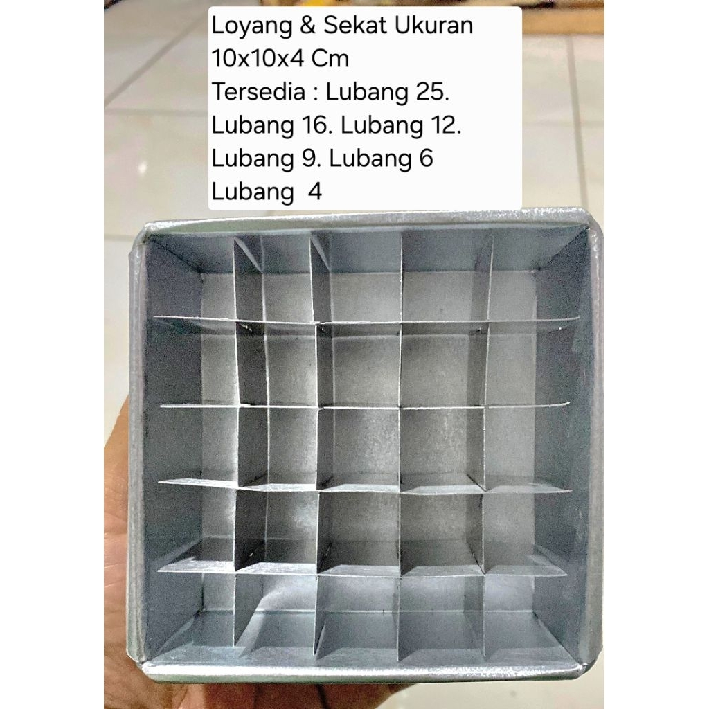 Loyang sekat brownies ukuran 10x10x4 Cm Lubang 25/16/12/9/6/4 anti karat anti lengket / 1 set loyang