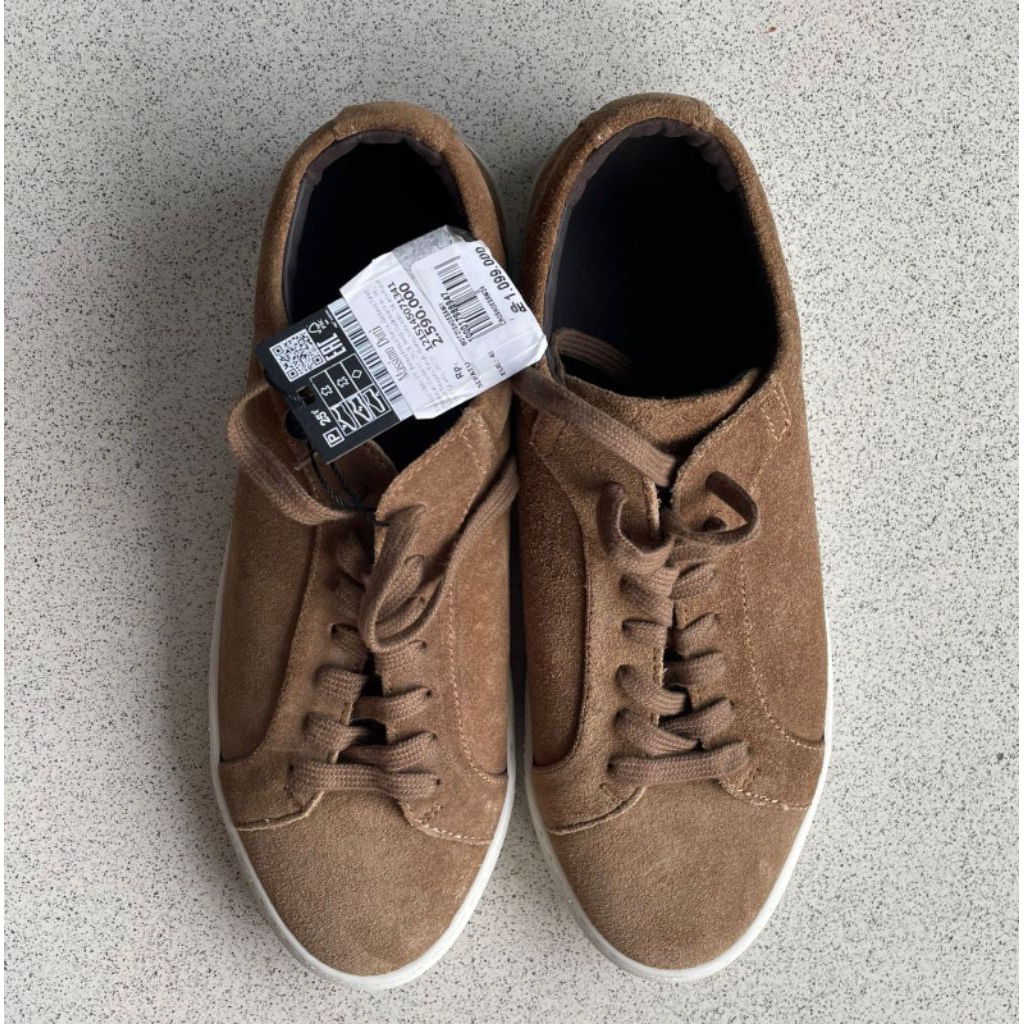 Sepatu Massimo dutti ori