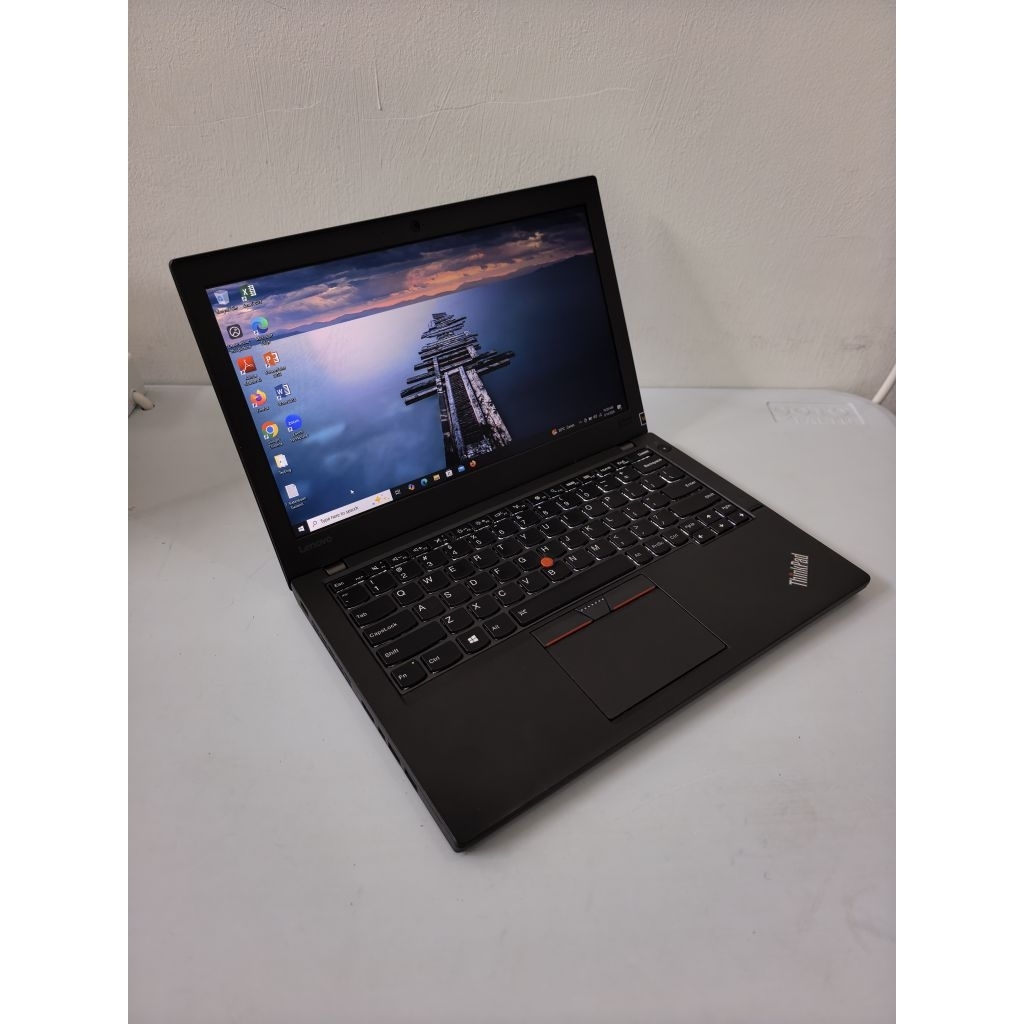 LENOVO THINKPAD X260 - INTEL CORE I7 - RAM 8 GB - LAYAR 12.5 INCH