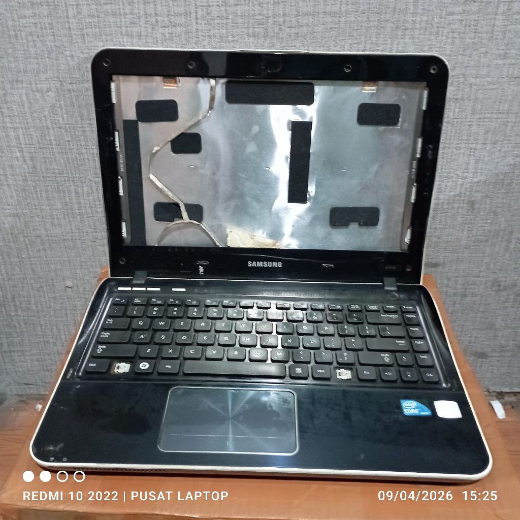 Laptop Moderbort Samsung SF310 intel coreTM i5 Ram2gb DDR3