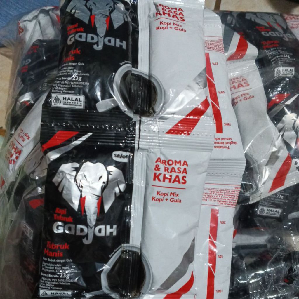 kopi gadjah gula terpisah 23gr 10 sachet