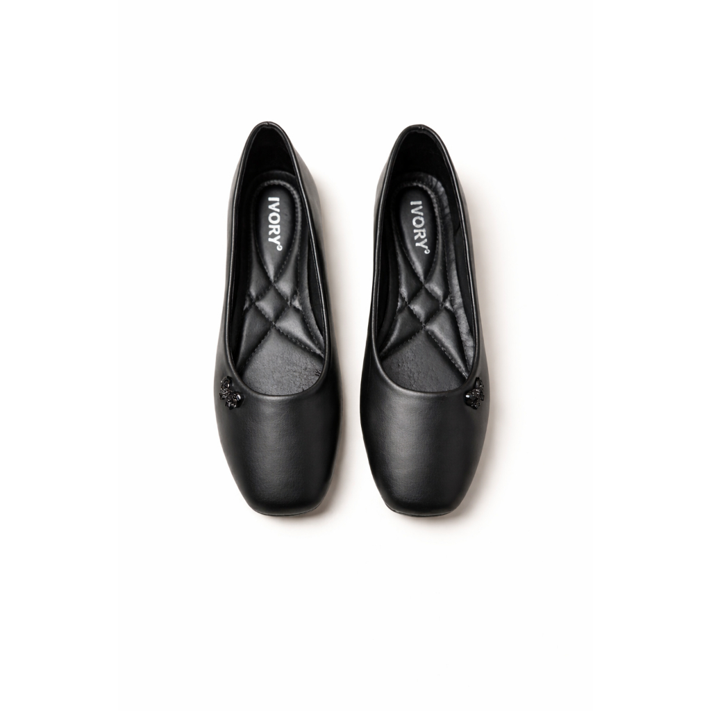 IVORY Sepatu Flat Wanita Simpel Pita Hitam 818-213