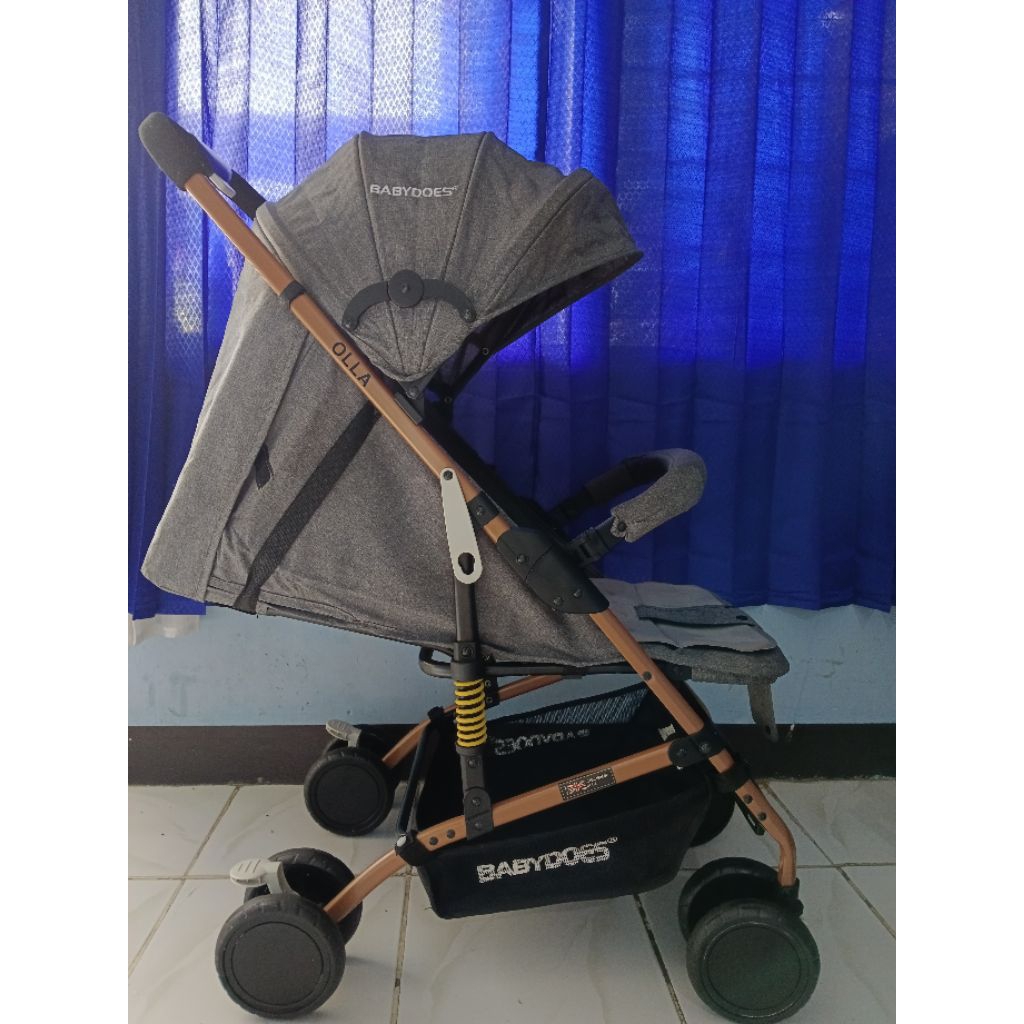 PRELOVED STROLLER BABYDOES OLLA