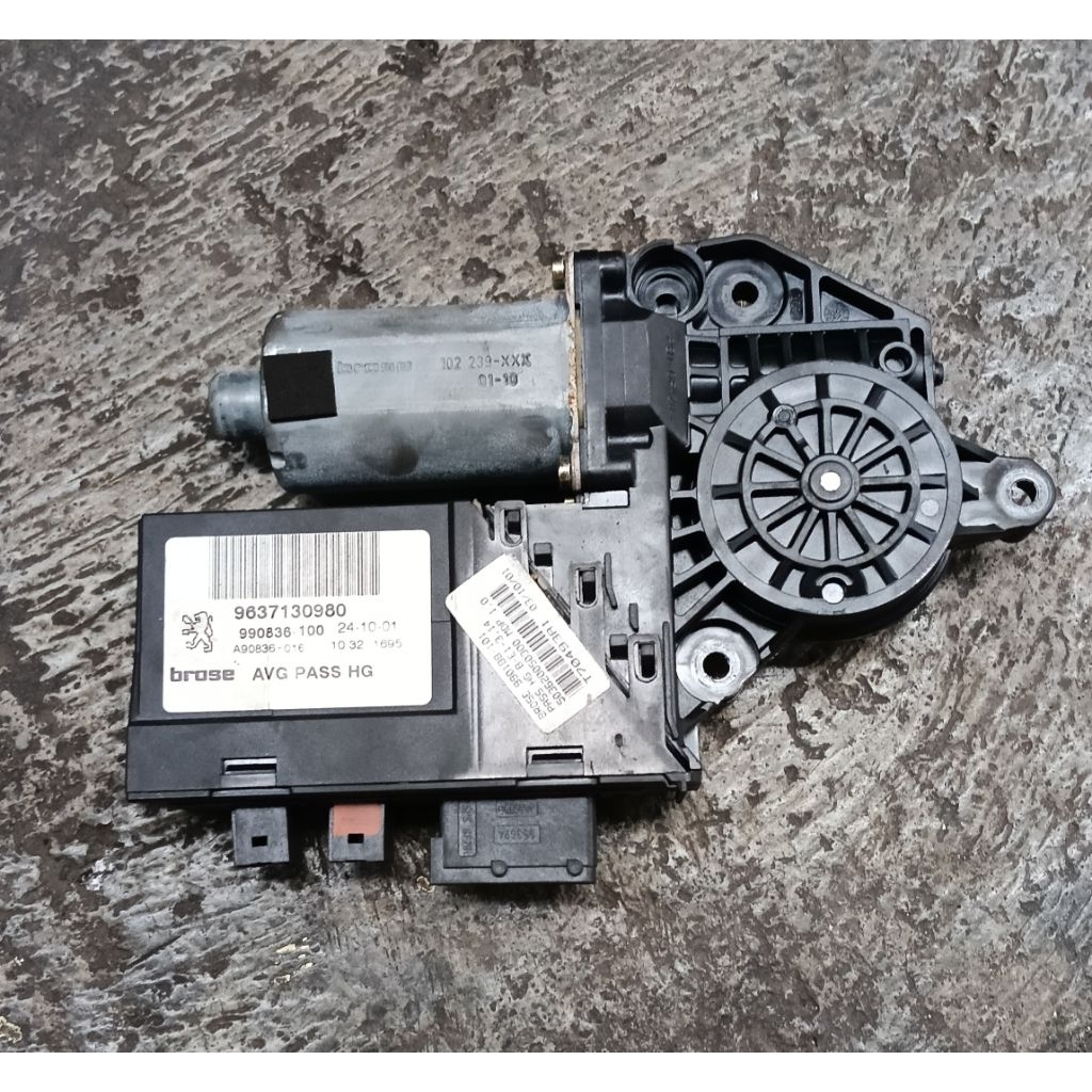 Dinamo Power Window Depan Kiri Peugeot 307 Sporty
