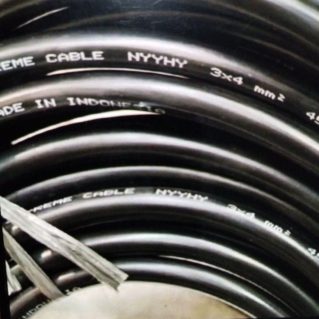 KABEL NYYHY 3X4MM 3X4 MM SUPREME METERAN