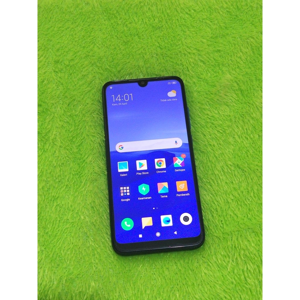 Xiaomi Redmi 7 ram 3/32 handphone second berkualitas normal siap pake mulus no minus kelengkapan hp 