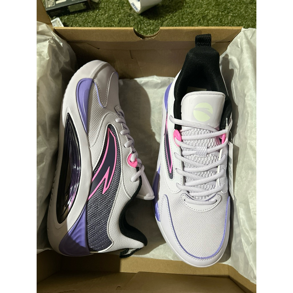 sepatu bsket anta 43