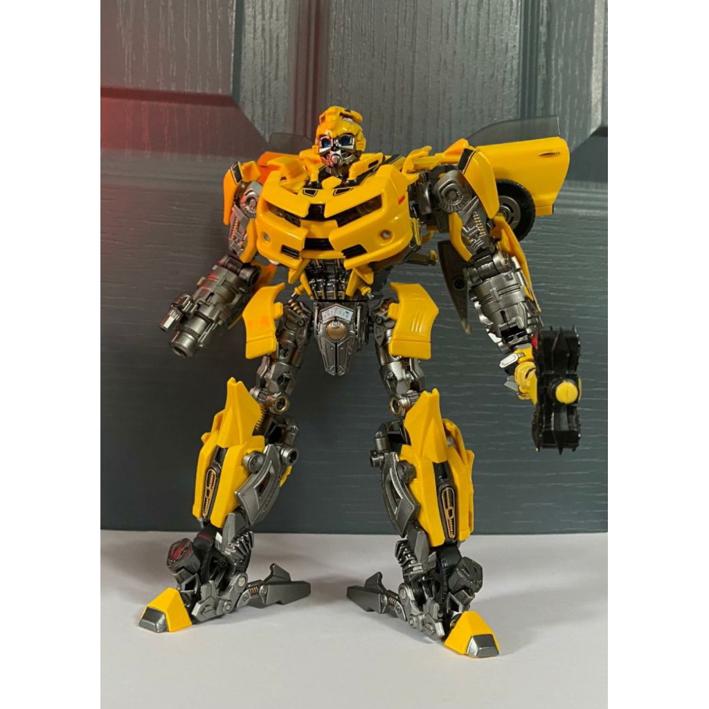 Bumblebee LTS 03c Legendary Toys