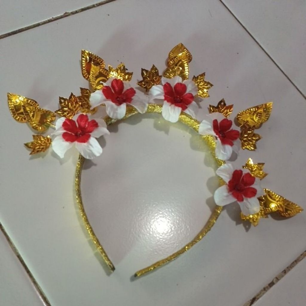 Bando sakura merah putih daun emas