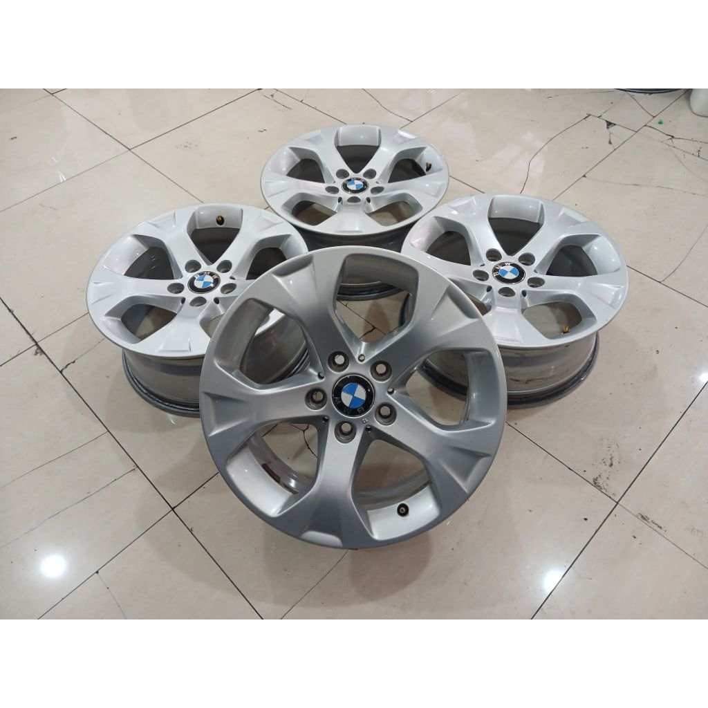 Velg Bekas Ori bmw ring 17 lebar 7,5 pcd 5x120 et 34