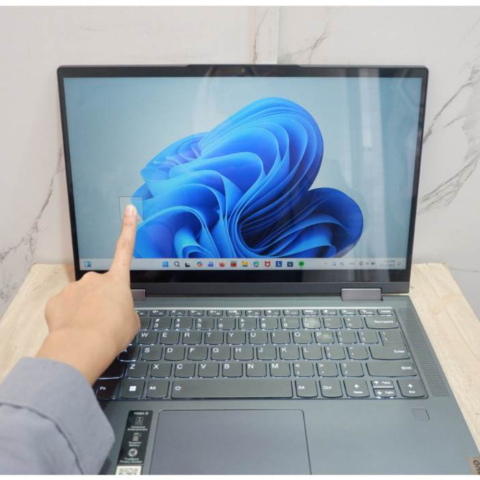 Laptop Lenovo Yoga 7i 14ITL5 Touchscreen Intel Core i7-1165G7 Ram 16Gb Ssd 1Tb Flip 360°