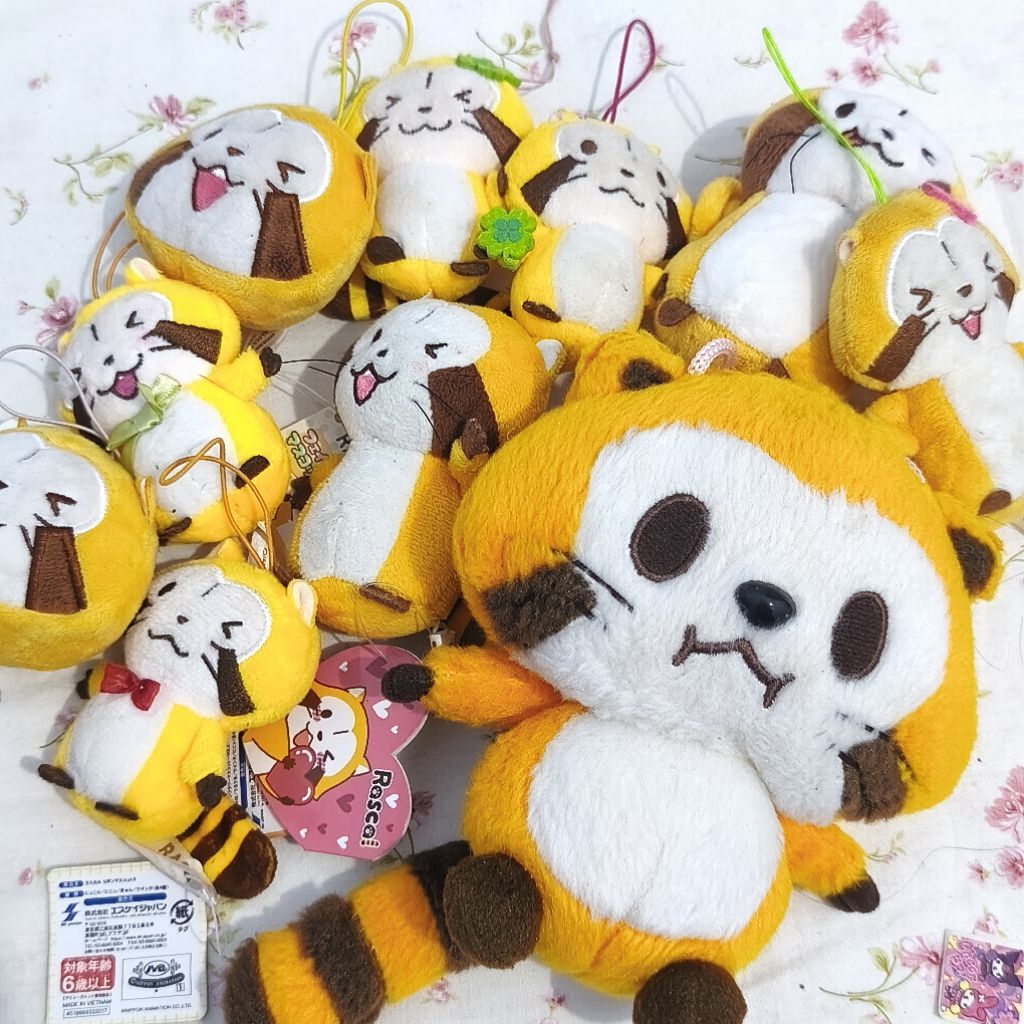 rascal the raccoon plushie keychain bagcharm | boneka kartun