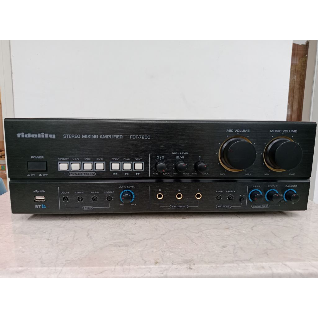 Fidelity Amplifier Karaoke FDT-7200 Bekas
