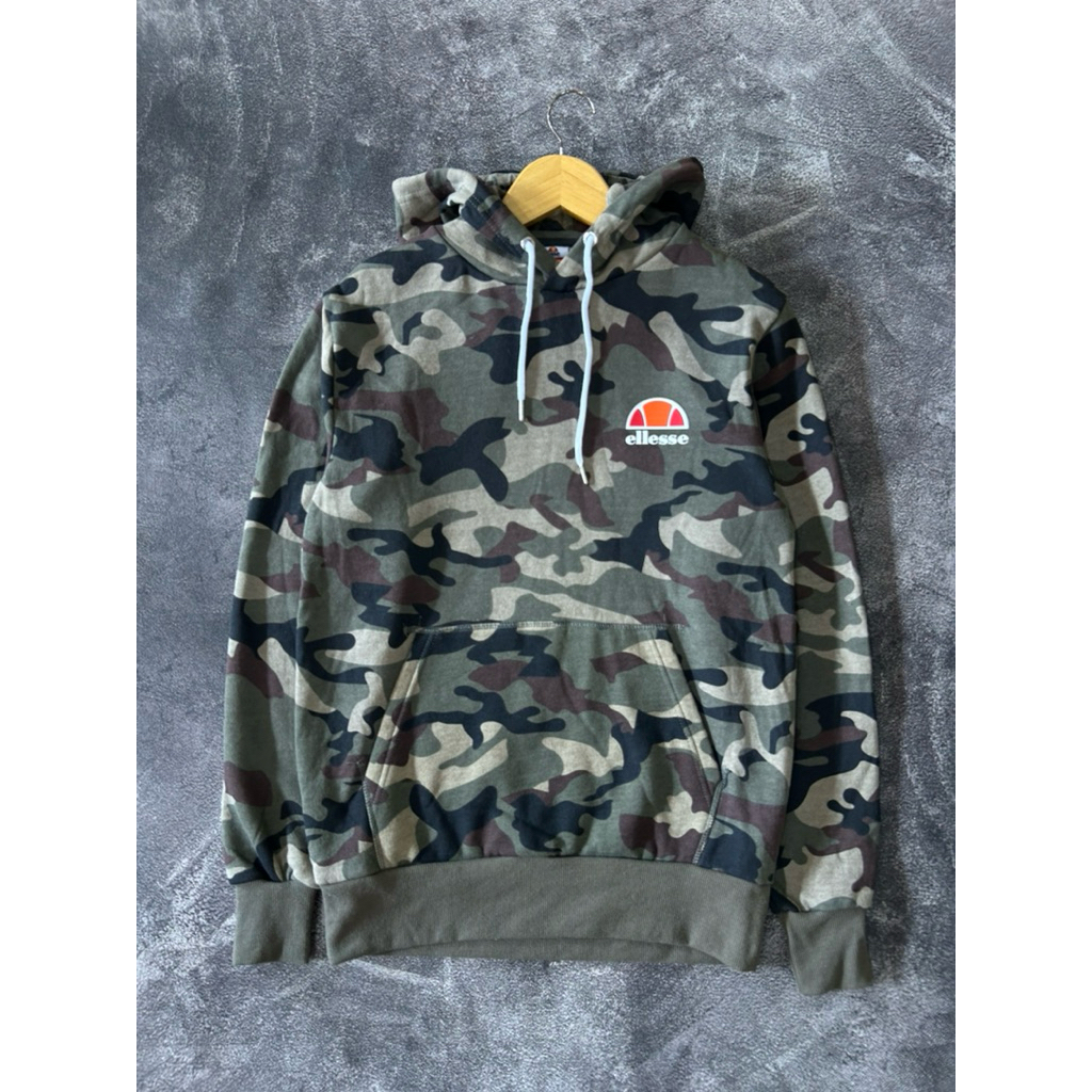 Hoodie ellesse camo bnwot original size M