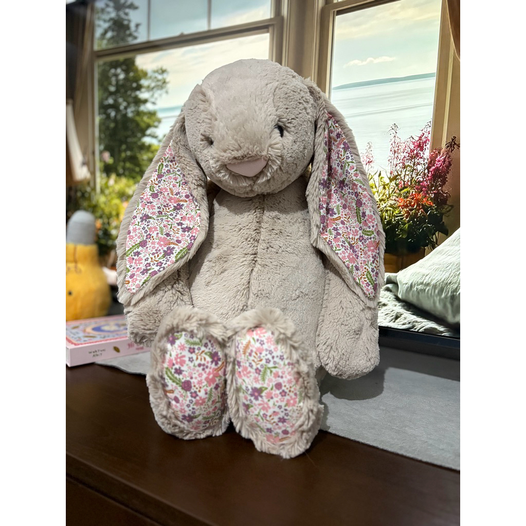 —bygmore{Ready}jellycat HUGE Bunny beige petal