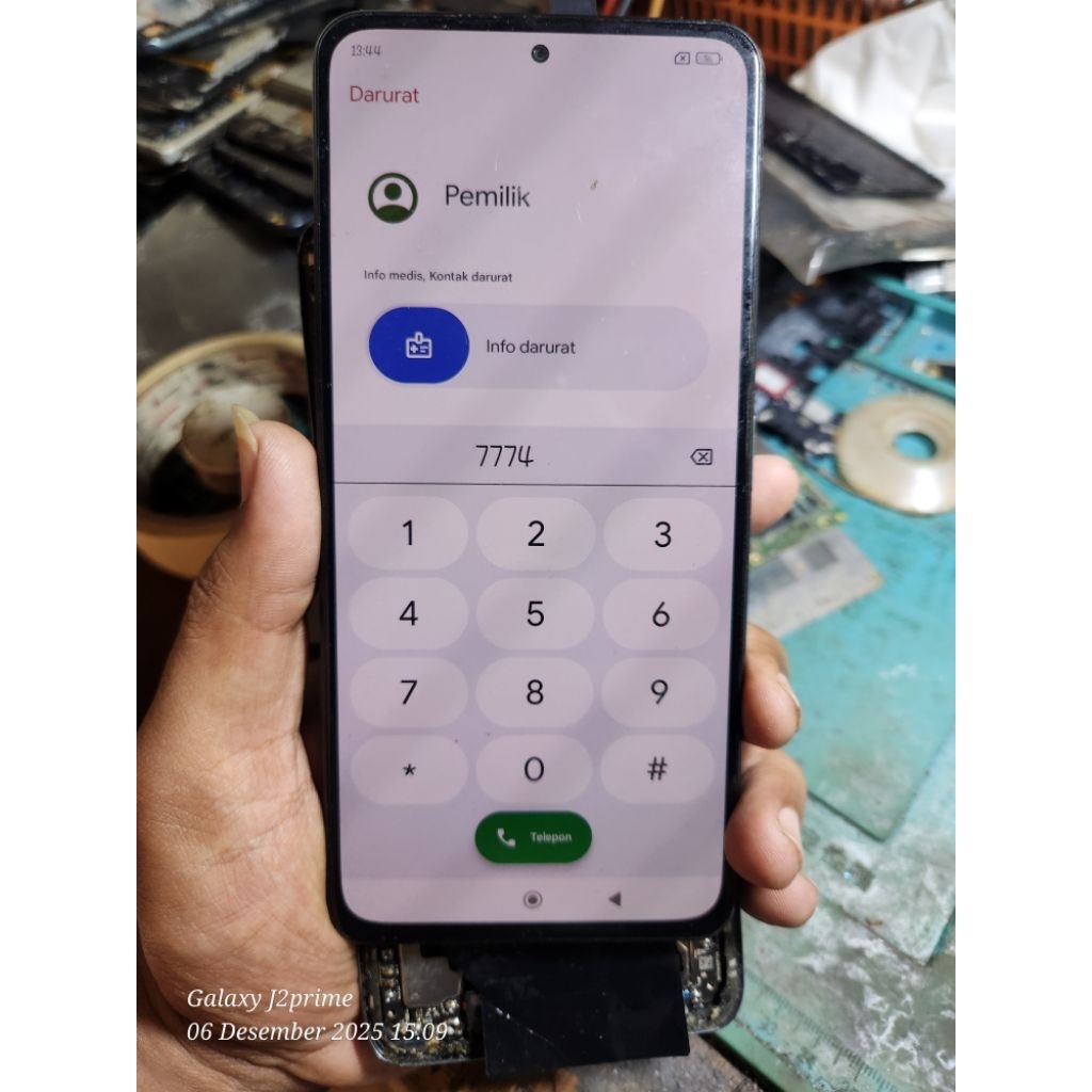 lcd poco f3 original copotan minus retak secuil kecil
