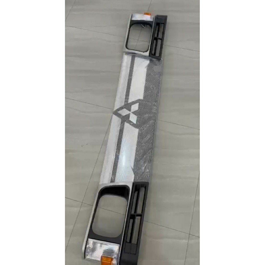 Grill Depan L300 Euro 4 Chrome