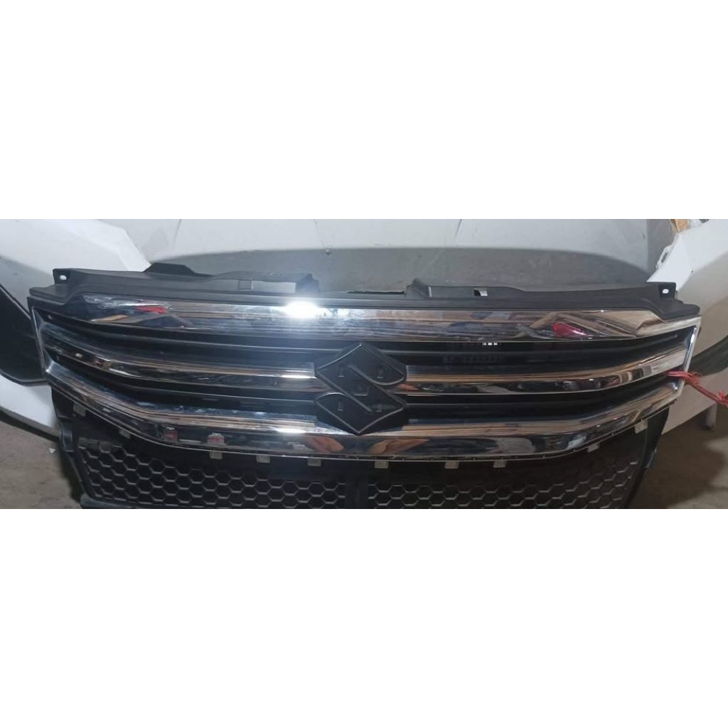 GRILL SUZUKI ERTIGA 2015-2017 ORIGINAL