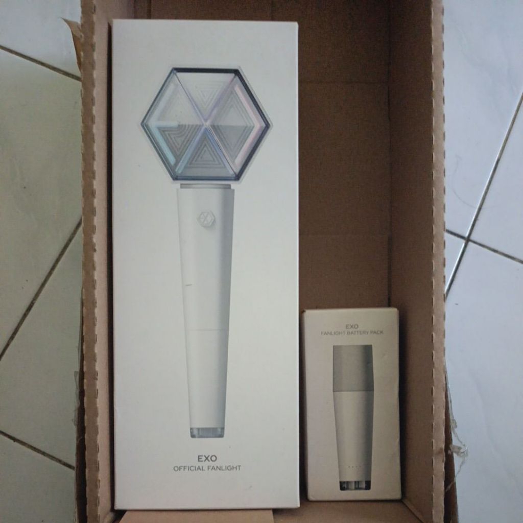 OFFICIAL LIGHTSTICK EXO + FANLIGHT BATTERY PACK