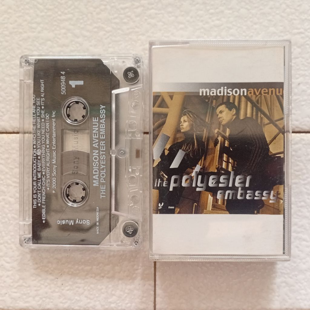 Kaset Madison Avenue The Polyester Embassy (2000) Original Vicious Grooves / Sony Music Mulus
