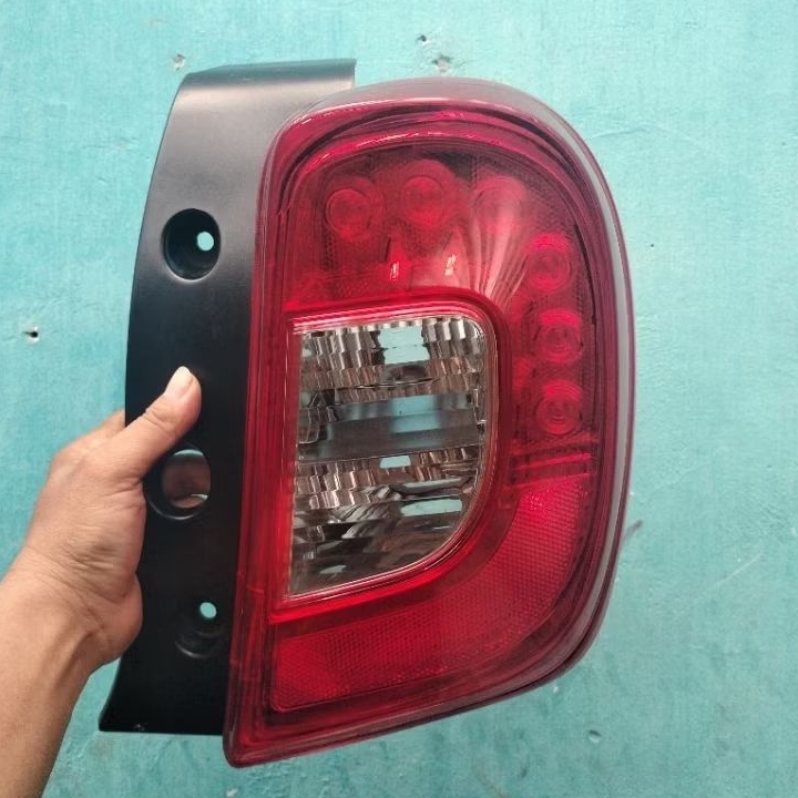 stoplamp nissan march lampu belakang march mart