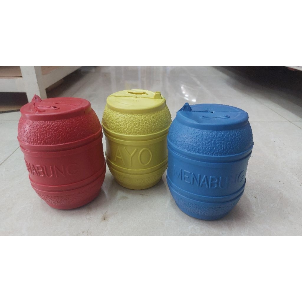 Celengan/tempat menyimpan uang gentong plastik kecil