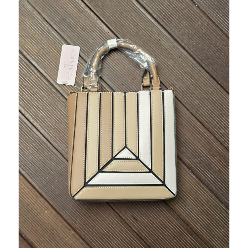 PAYLESS ORIGINAL. CHRISSIE. KRAY - BEIGE. TAS WANITA. NEW WITH TAG