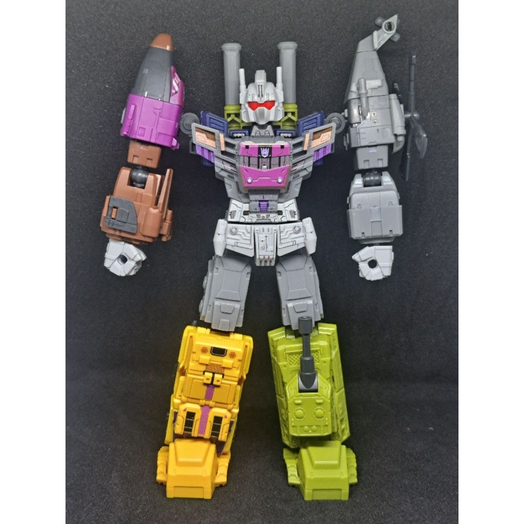 BLOKEES Transformers Combaticon BRUTICUS