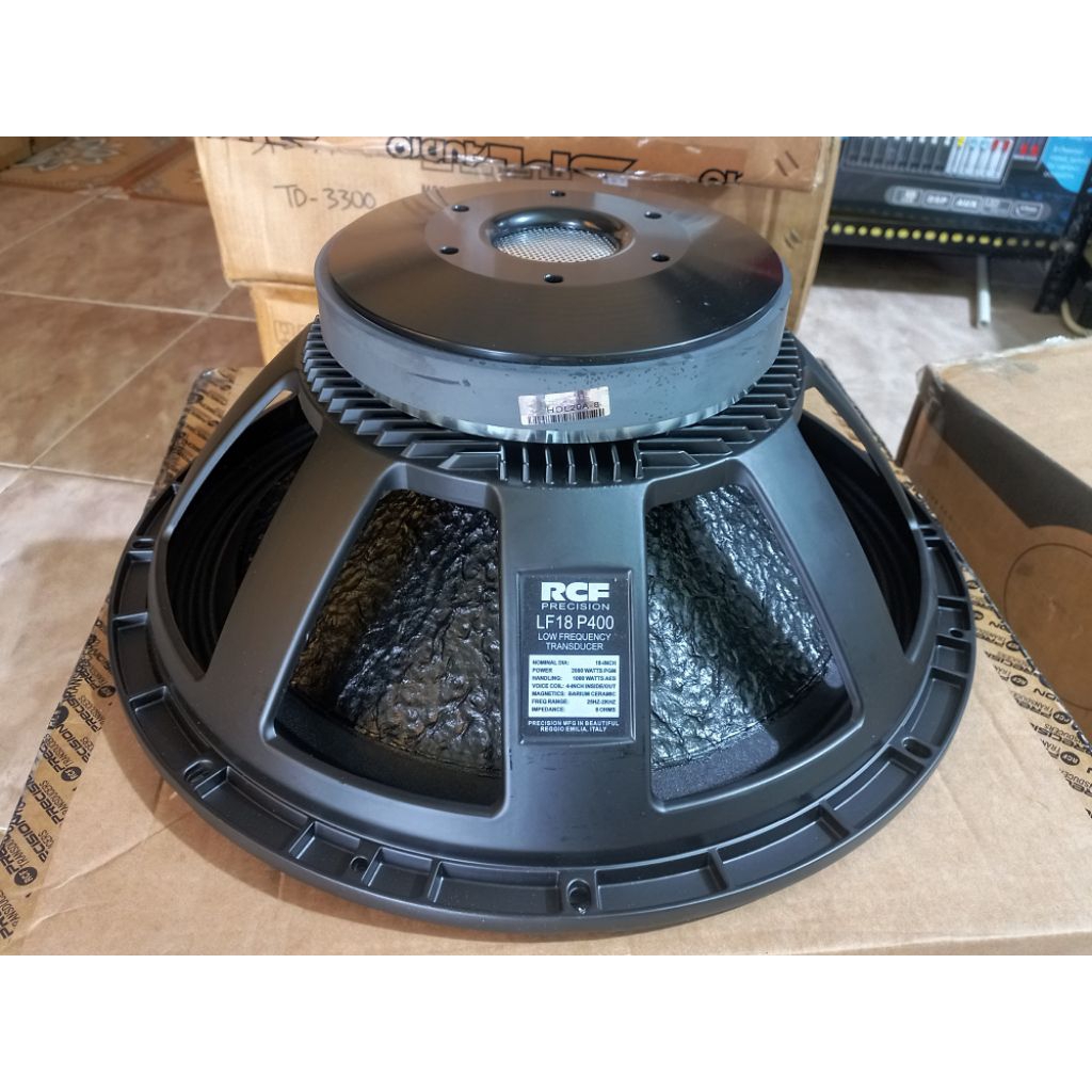 Speaker 18inchi RCF LF18P400 kwalitas grade A, Mahnit tebal kwalitas bagus