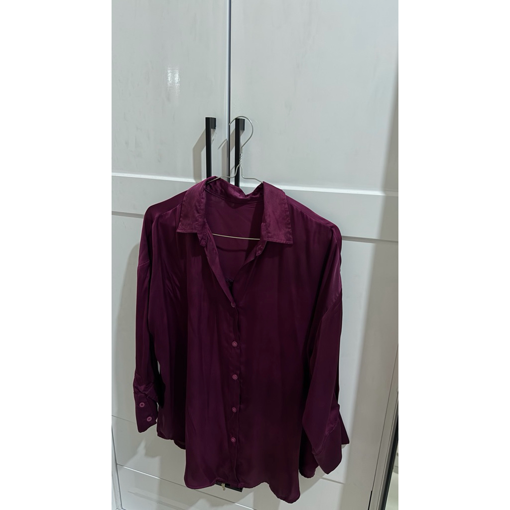 Kemeja Satin (preloved)