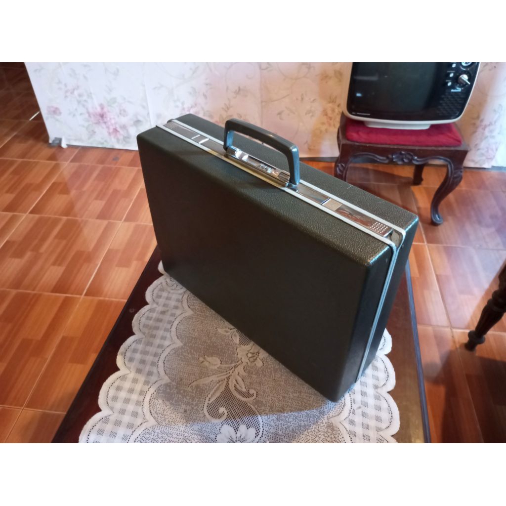 Koper  Kulit Jadul Antik Merk SAMSONITE Mulus Vintage lawas Dekorasi Tua Kuno Retro KP 386