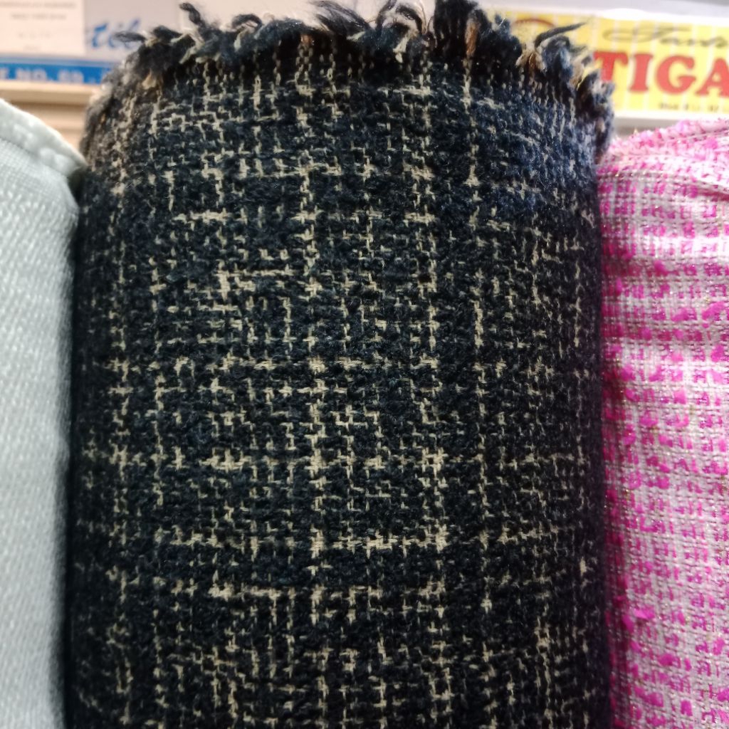 bahan kain tweed chanel akrilick per (1meter)