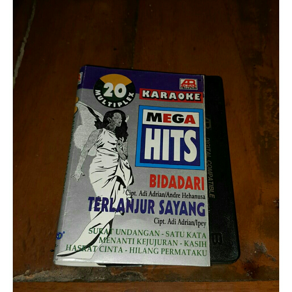 Kaset pita 20 karaoke Mega hits