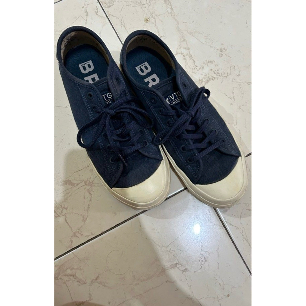 Brodo Vantage V2 Low - Navy Size 42