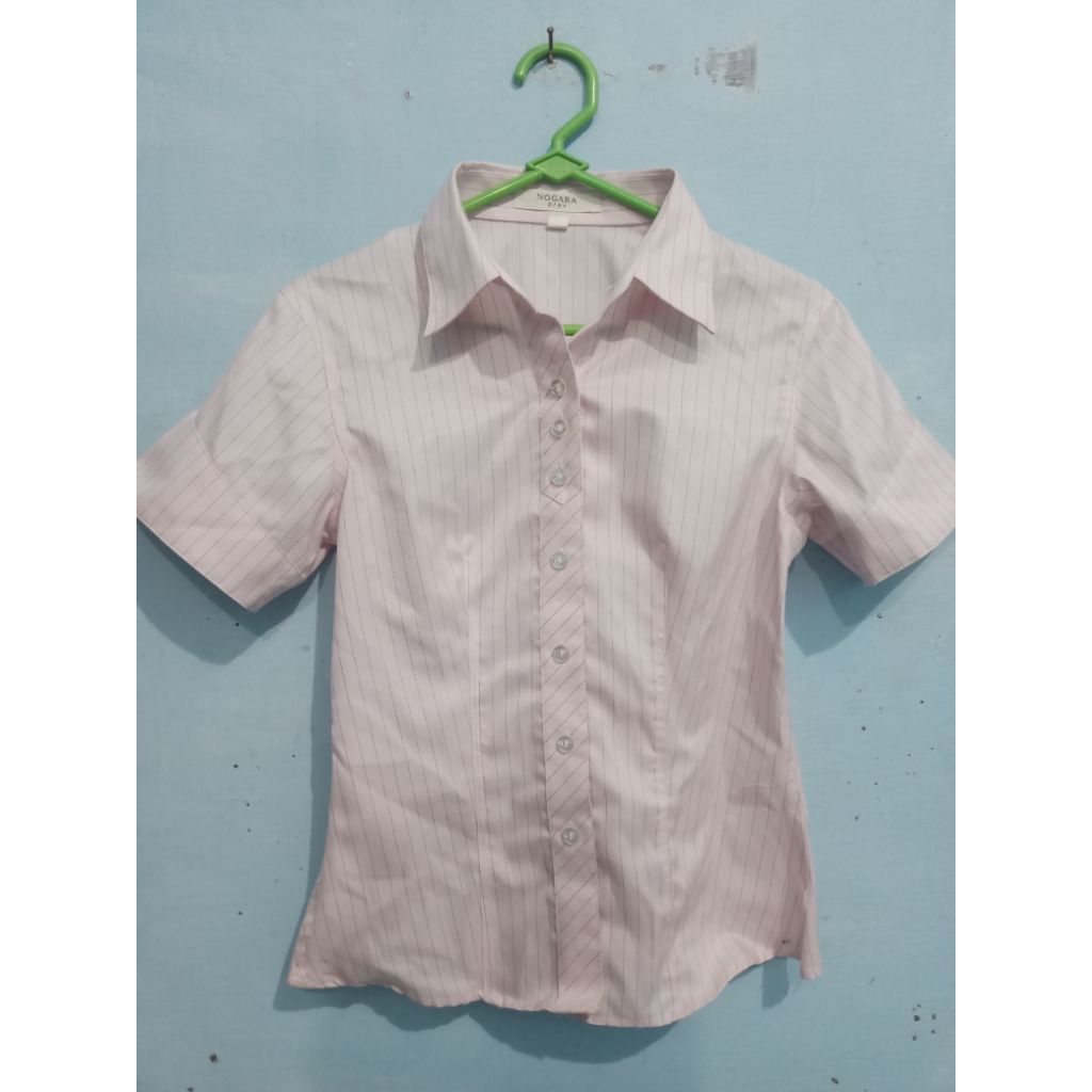 PRELOVED KEMEJA FIT BODY MURAHH